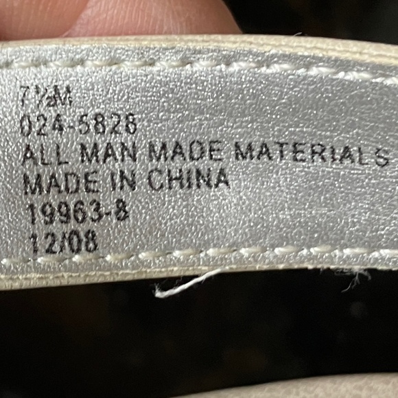 Slingback Heels Pumps Cream Size 7.5 - Picture 17 of 17